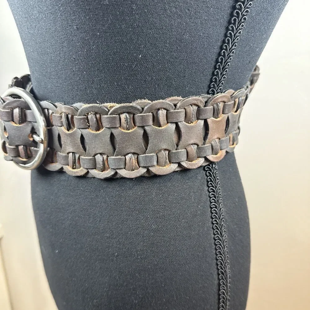 Brown Woven Linked Leather Belt with Silver Colored Round Buckle Size Medium